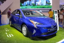 Toyota Prius tại Việt Nam - “Xe xanh” dành cho đại chúng