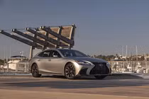 Xe sang Lexus LS 500 2022 chính thức trình làng, từ 76,000 USD