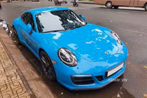 Chạm mặt siêu xe Porsche 911 Carrera GTS trên phố Việt