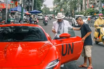 "Qua" Vũ chi hơn 15 tỷ tậu lại Ferrari 360 Spider và 599 GTB