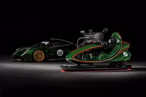 Pagani ra mắt máy đua siêu xe Huayra R bản Full carbon “kịch độc” 