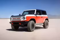"Soi" chi tiết Ford Bronco Stroppe 2025 màu sơn đặc biệt ấn tượng