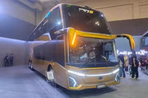 SDD Jetbus 5 - xe bus hạng sang khủng "mượn" nền tảng Mercedes-Benz