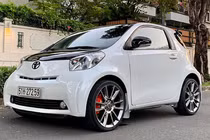 Xe đi chợ Toyota iQ dùng 10 năm bán gần 700 triệu ở Sài Gòn
