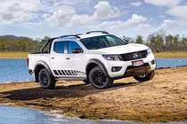 "Soi" bán tải N-Trek hàng đầu mới của Nissan Navara 2020 