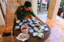Phá tụ điểm đánh bạc ngày đầu năm ở Bình Dương
