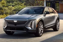 Vén màn Cadillac Lyriq từ 1,38 tỷ đồng - SUV hạng sang "vừa túi"