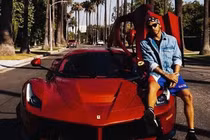 Ngắm dàn siêu xe Ferrari triệu đô của tay đua F1 Lewis Hamilton