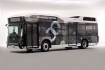 Toyota và Honda "bắt tay" phát triển xe buýt phát điện