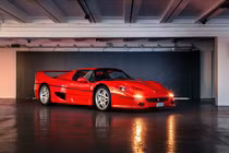 Ferrari F50 - “ngựa hoang" huyền thoại kế thừa tinh hoa từ đường đua F1