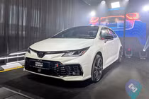 Toyota Corolla GR Sport 2025 nâng cấp hiệu suất, từ 842 triệu đồng