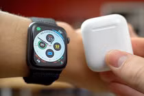Apple yêu cầu miễn thuế Apple Watch, AirPods