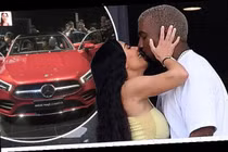 Kanye West tặng 5 xe Mercedes-Maybach GLS cho cô Kim “siêu vòng ba” 