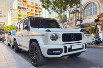 "chạm mặt" Mercedes-AMG G63 mới hơn 10 tỷ trên phố Sài thành