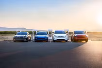 Tesla triệu hồi loạt ôtô điện tại Mỹ vì hệ thống lái tự động Autopilot