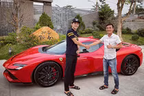 Đại gia Gò Vấp "tậu" siêu xe Ferrari SF90 Stradale và F8 Spider