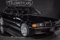 BMW 7 Series 1996 "hàng hiếm" của 2Pac bán 1,75 triệu USD
