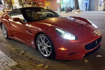 "Tóm gọn" Ferrari California hàng hiếm của thiếu gia Dương Kon ở Sài Gòn
