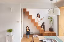 Vợ chồng trẻ xây nhà trên đất hẹp 35m2 khiến vạn người thèm