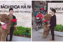 "Hot boy" ôm gấu tỏ tình trước cổng ĐH Bách Khoa lên tiếng