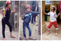 Dân mạng thi nhau bắt chước dáng đứng của cậu bé bán đào