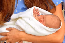 Hoàng tử bé nước Anh mang tên George 