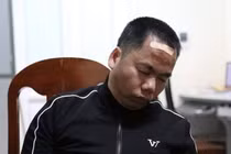 Người đàn ông dùng con đẻ và cháu ruột để tống tiền người thân