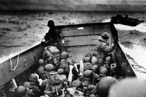 Giải mã tàu "há mồm" khiến lính đồng minh chết oan tại Normandy 