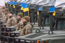 Truyền thông Anh: Vũ khí NATO không thể giúp Ukraine cản Nga