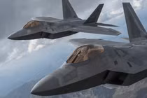 Vừa mất một tiêm kích F-22, liệu Mỹ còn "răn đe" được Trung Quốc?