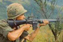 Súng trường M16 nỗi ám ảnh của lính Mỹ trên chiến trường Việt Nam