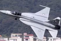 Giá tiêm kích JF-17 TQ rẻ chỉ bằng 1/15 Rafale