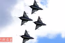 Nóng: Iran mua 150 tiêm kích J-10 TQ khống tốn một xu