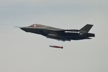Chuyên gia Mỹ: Việt Nam không cần siêu cơ F-35