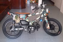 Honda Cub độ phong cách bộ đội độc nhất VN