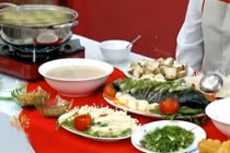 Cách chế biến lẩu cháo nhâm nhi ngày mưa lạnh