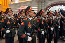 Hình ảnh các chiến sĩ Việt Nam tham gia sơ duyệt tại Quảng trường Đỏ