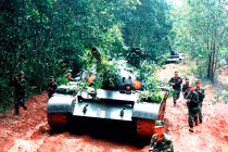 Xem “rùa thép” T-54, Pt-76 Việt Nam huấn luyện chiến đấu