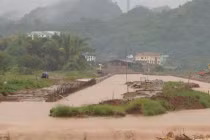 5 người chết, mất tích do mưa lũ ở Hà Tĩnh