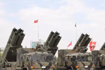 Căng thẳng Syria tăng cao, Thổ Nhĩ Kỳ duyệt binh