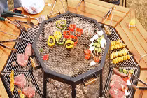 Bàn nướng bát giác - ý tưởng đỉnh cho bữa tiệc BBQ 