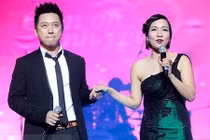Tuấn Hưng bất ngờ xóa những chia sẻ "lùm xùm"