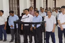 Tham ô tài sản, nguyên Trưởng phòng Công Thương lĩnh án