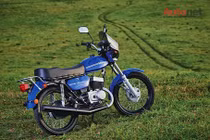 "Xe chở lợn" M1nsk M125 vẫn được sản xuất