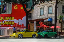 Xe hơi hạng sang tràn ngập phố phường Sài Gòn