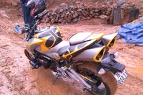 Xem dàn moto PKL đánh vật với đường đất đỏ Tây Nguyên