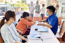 Nới lỏng điều kiện hỗ trợ người lao động bị ảnh hưởng COVID-19 ở Hà Nội