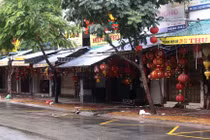 Phố lồng đèn lớn nhất TPHCM đìu hiu trước Trung thu