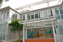 Tạm đình chỉ PK Raffles Medical Hanoi... BN COVID-19 số 2229 khám: Giá cả, dịch vụ thế nào?
