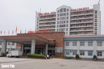 Giám đốc Bệnh viện Ninh Bình chỉ định thầu Việt Á bán hóa chất xét nghiệm